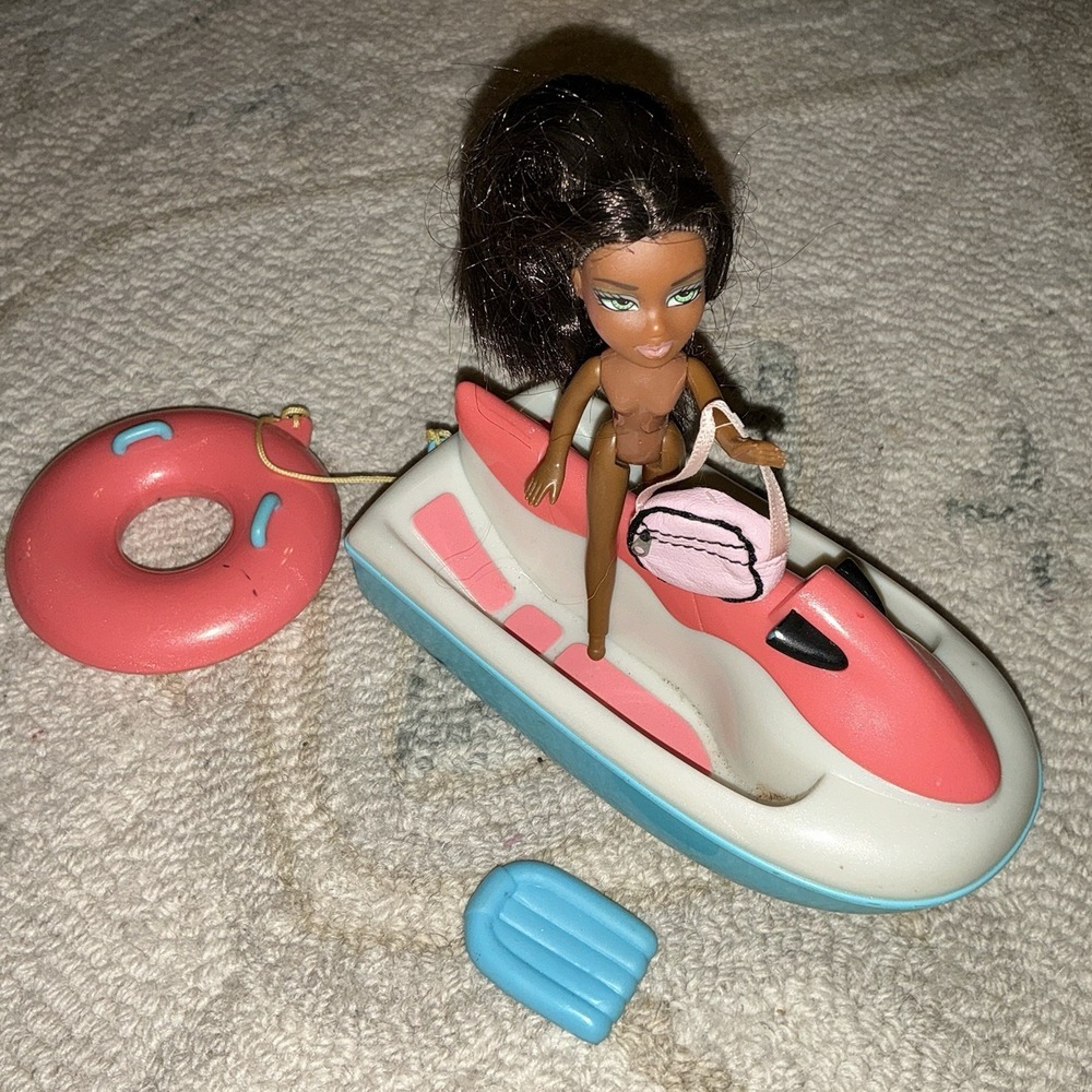 Bratz: Lil Bratz Beach Bash H2O Cruiser Sasha Doll Beach Jetski Vintage Y2K‎